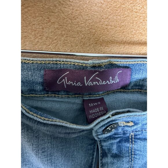 Gloria Vanderbilt Amanda Jeans Women's 18W Short Light Wash Denim Straight Leg - Picture 2 of 8